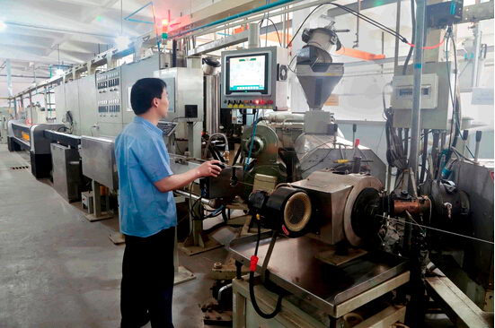 ̫���ܹ����˫�㹲��������(ͼ1)